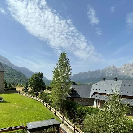 Ventanal De Saras Petfriendly Garaje Trastero Y Chimenea - Arafita Апартаменты Пантикоса