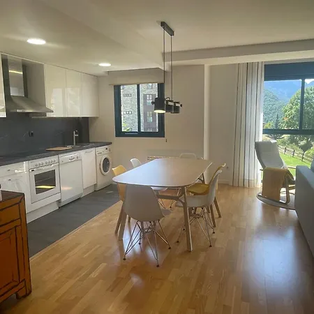 Ventanal De Saras Petfriendly Garaje Trastero Y Chimenea - Arafita