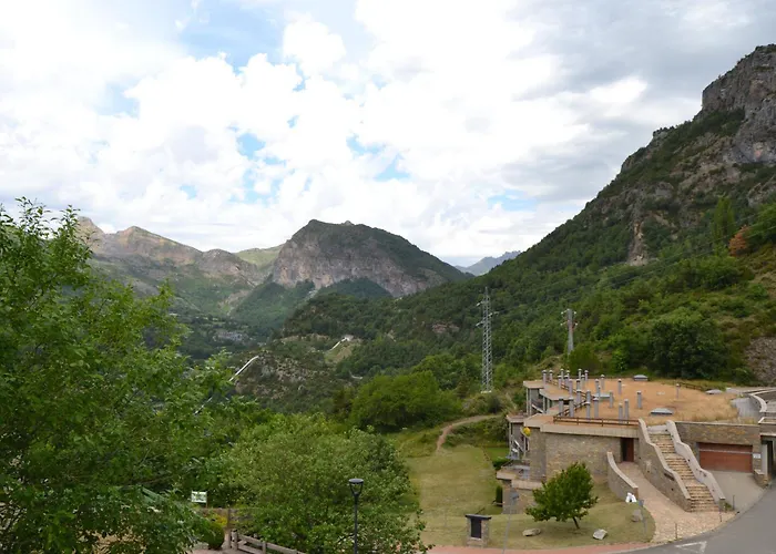 Ventanal De Saras Petfriendly Garaje Trastero Y Chimenea - Arafita Panticosa