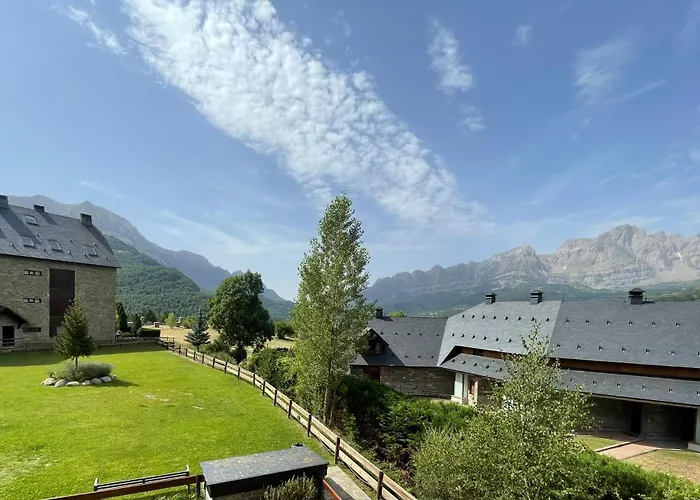 Ventanal De Saras Petfriendly Garaje Trastero Y Chimenea - Arafita Apartment Panticosa